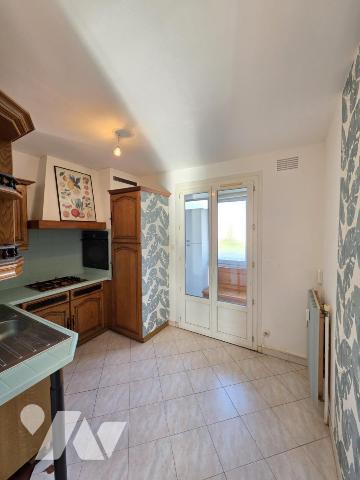 Appartement Type 4+ place de parking privatif + cave