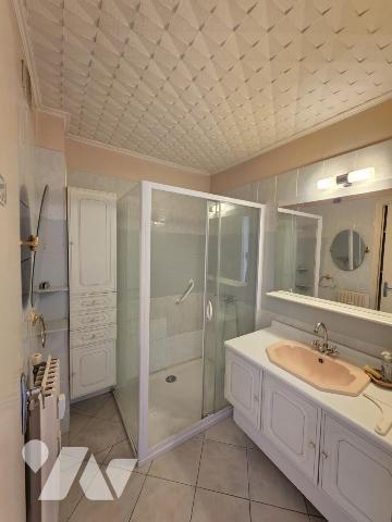 Appartement Type 4+ place de parking privatif + cave