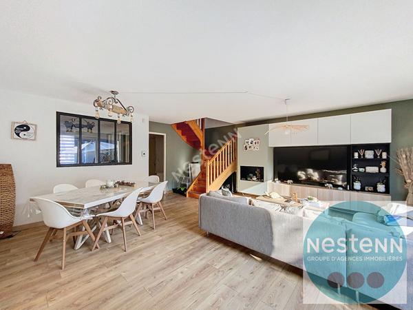 Prestations haut de gamme : maison clé en main avec jardin et piscine