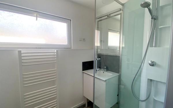 Maison à louer    1 pièce •  Calais