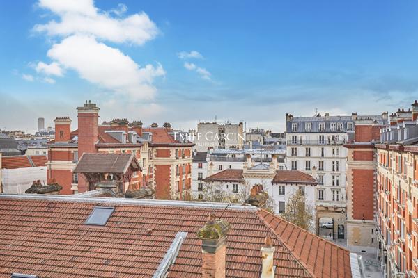 A vendre - appartement -  Paris 75003 -  Dernier étage - Vue dégagée - Proche place des Vosges