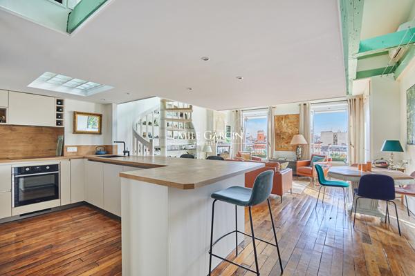 A vendre - appartement -  Paris 75003 -  Dernier étage - Vue dégagée - Proche place des Vosges