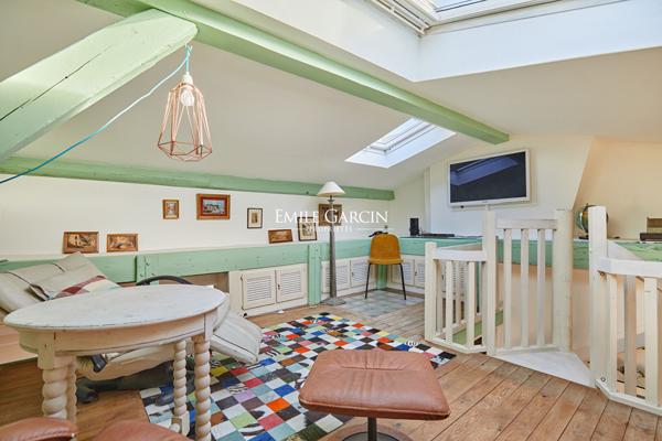 A vendre - appartement -  Paris 75003 -  Dernier étage - Vue dégagée - Proche place des Vosges