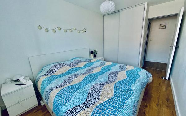 Appartement à vendre    3 pièces • 77 m2 Castanet-Tolosan