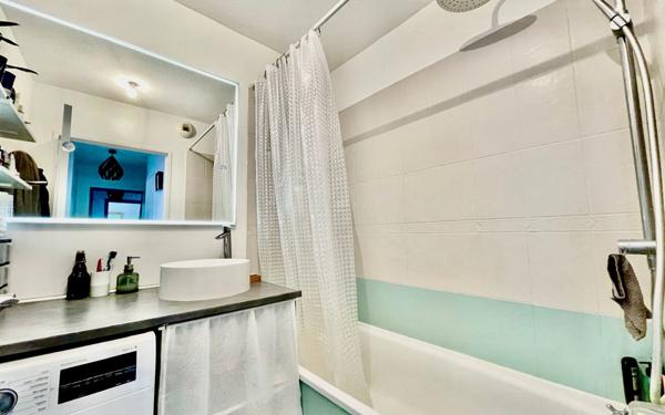 Appartement à vendre    3 pièces • 77 m2 Castanet-Tolosan