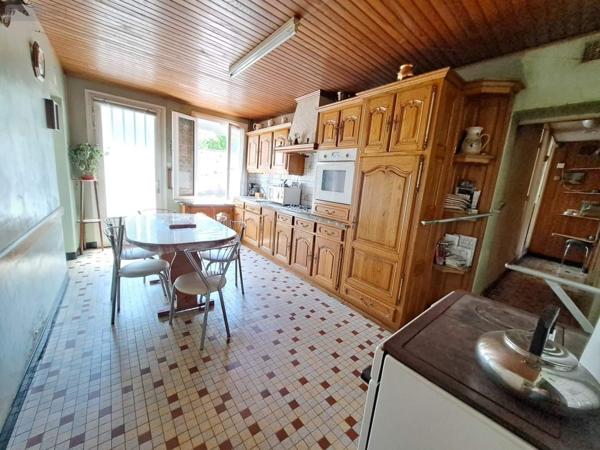 Maison à vendre à Craon en Mayenne (53400), ref : 076/2710-GUI