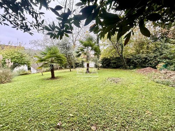 Maison de caractère Le Mée-Sur-Seine 185.50 m²