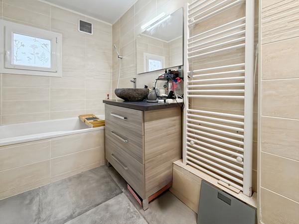 Maison Jouy Le Moutier 5 pièce(s) 115 m2