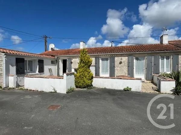Maison à vendre  5 pièces - 81,01 m 2   ST GEORGES D OLERON  - 17