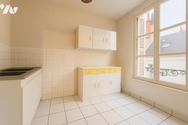 Appartement T2 – Secteur des Halles, TOURS 
Emplacement recherché !