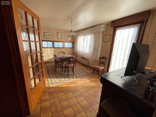 Maison de ville à vendre à Saint-Pol-sur-Ternoise dans le Pas-de-Calais (62130), ref : 2366   
centre