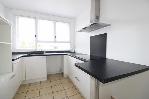 À LOUER Appartement T5 90,45 m² LAVAL