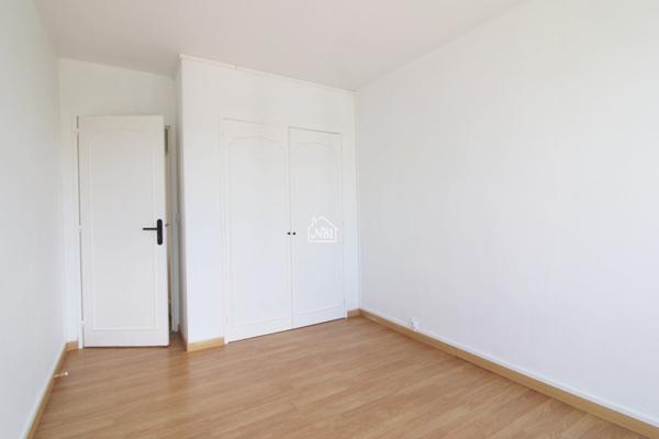À LOUER Appartement T5 90,45 m² LAVAL