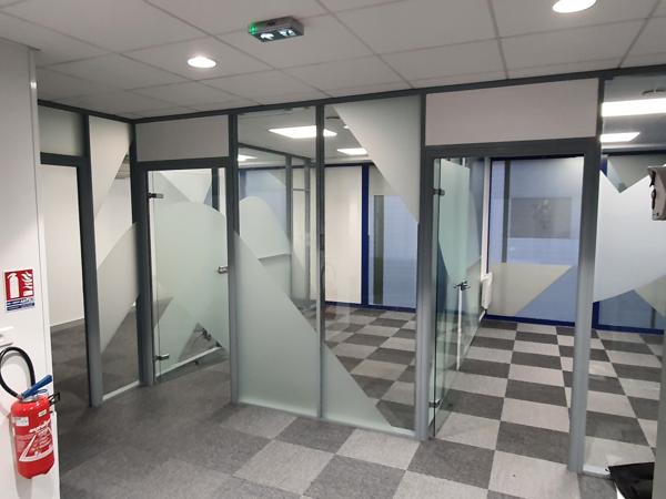 Lys-lez-Lannoy (59390) Lys-Lez-Lannoy local commercial de 150m² en location