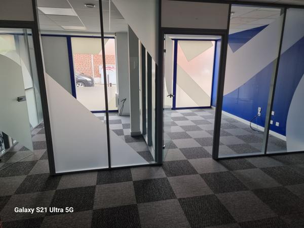 Lys-lez-Lannoy (59390) Lys-Lez-Lannoy local commercial de 150m² en location