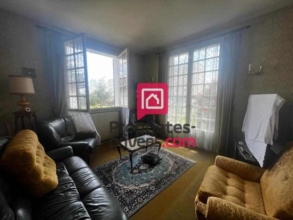 Maison centre de Bazas avec sous sol et studio indépendant