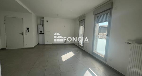 À vendre Appartement 3 pièces 61 m² - Rillieux-la-pape 69140