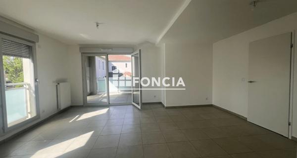 À vendre Appartement 3 pièces 61 m² - Rillieux-la-pape 69140