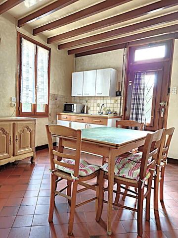 MAISON de Campagne sur un terrain 2800 m²