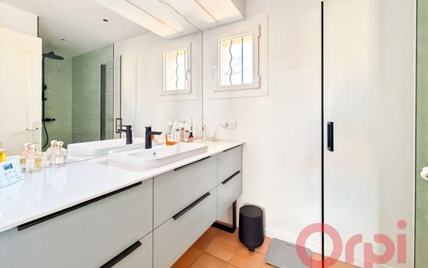 Maison à vendre    5 pièces • 115,80 m2 Aix-en-Provence