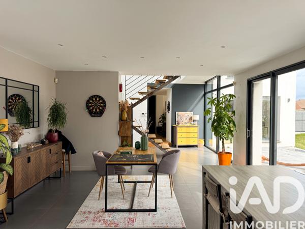 Maison à vendre 8 pièces 179 m² Saint-Saulve