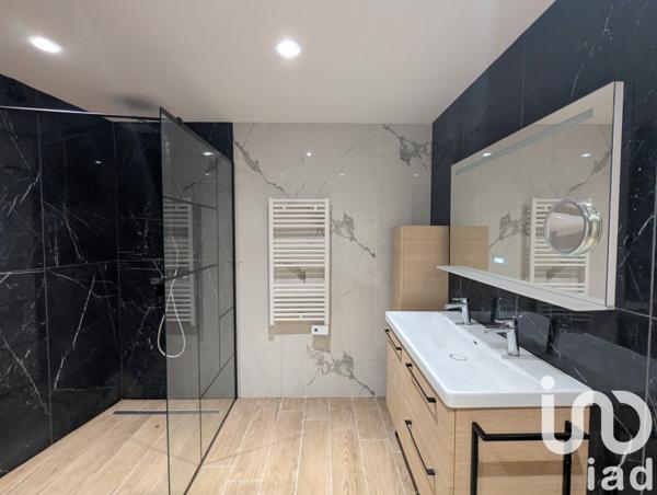 Maison à vendre 10 pièces 215 m² Langoiran