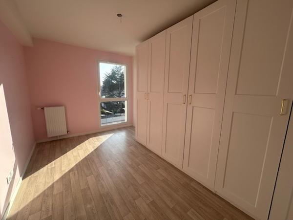 Athis-Mons (91200) ATHIS MONS - Appartement de standing de 5 pièces - 85m2 - Balcon - Exposition Sud