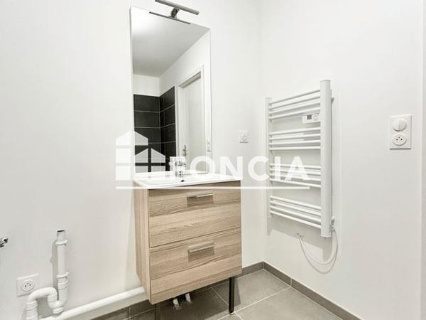 Location Appartement 2 pièces 49.37 m² - 6 RUELLE DU CHATEAU Metz 57000