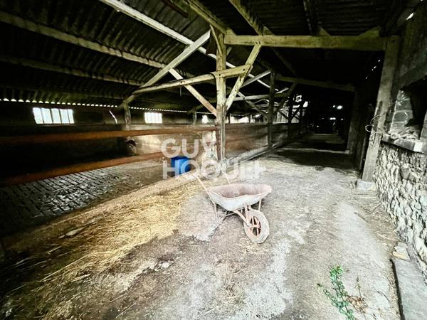 MAISON À VENDRE DE 4 PIÈCES DE 250,00 M²