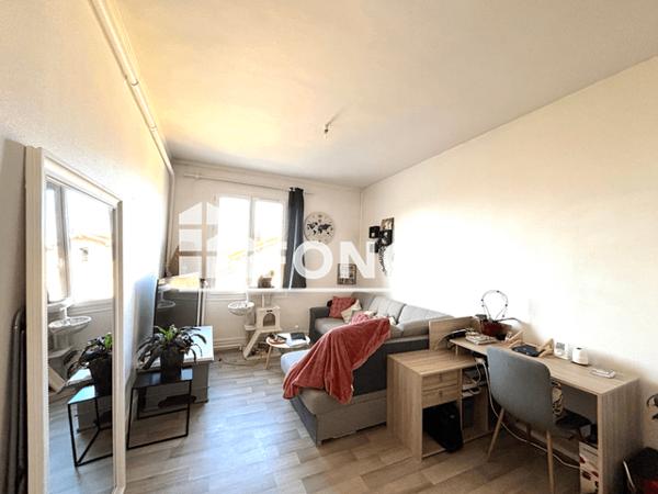 Location Appartement 2 pièces 52.66 m² - 2 AVENUE D'HAUSSEZ Voiron 38500