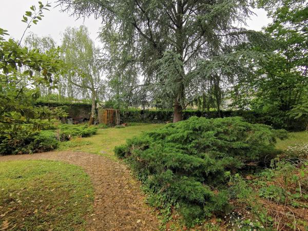 terrain constructible 400 m² ANGERS LYCEE DU FRESNE