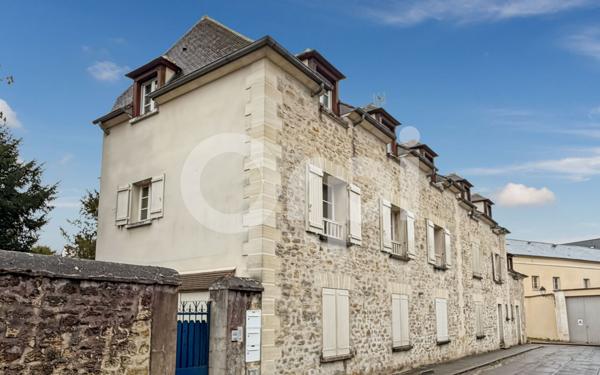 Appartement à louer    3 pièces •  Ully-Saint-Georges