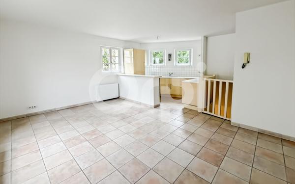 Appartement à louer    3 pièces •  Ully-Saint-Georges