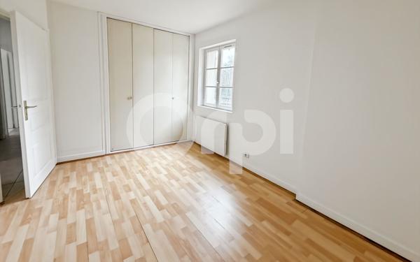 Appartement à louer    3 pièces •  Ully-Saint-Georges