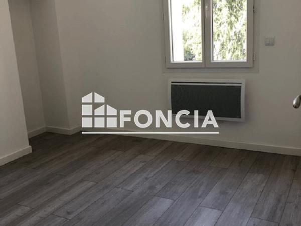 Location Appartement 2 pièces 51.37 m² - 66 AVENUE DES ALLIES Roquevaire 13360