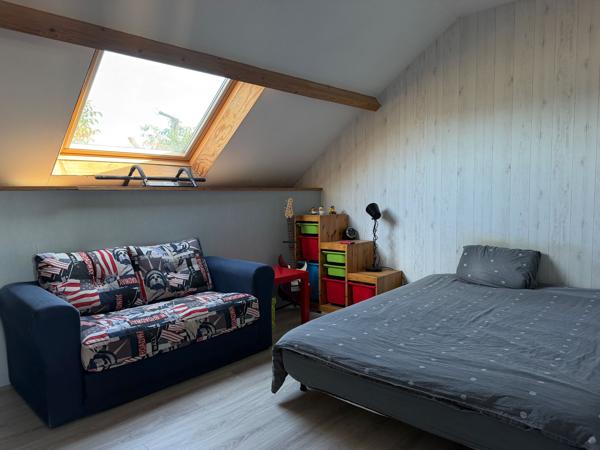 Grande maison familiale avec sous-sol