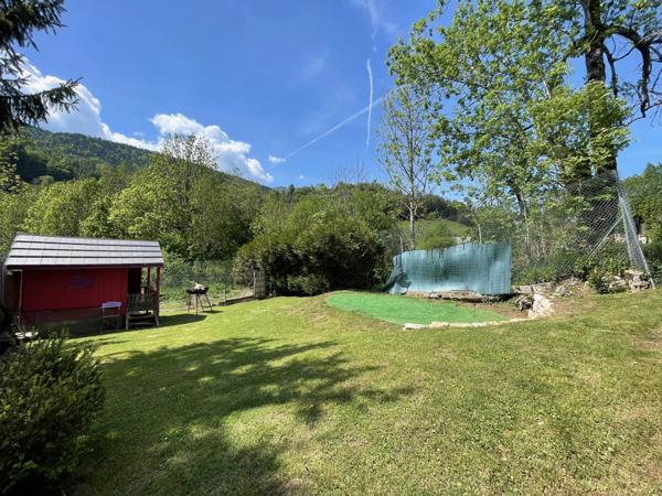 Entremont-le-Vieux (73670) Joli chalet avec vue dégagée et terrain - à 30 mn de Chambéry - au coeur du Massif de la Chartreuse
