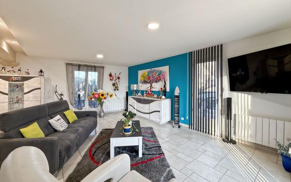 Maison à vendre    6 pièces • 165 m2 Thiviers