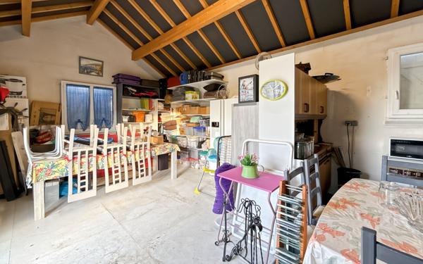 Maison à vendre    6 pièces • 165 m2 Thiviers