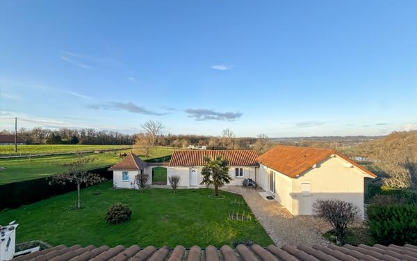 Maison à vendre    6 pièces • 165 m2 Thiviers