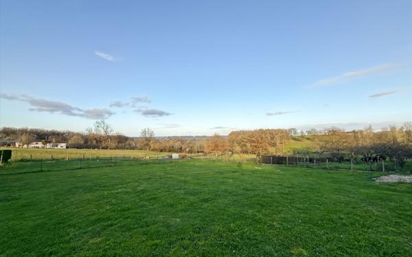 Maison à vendre    6 pièces • 165 m2 Thiviers