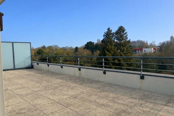 Appartement Nantes - 4 Chambres, Box et stationnement sécurisé, Terrasse 39 m2