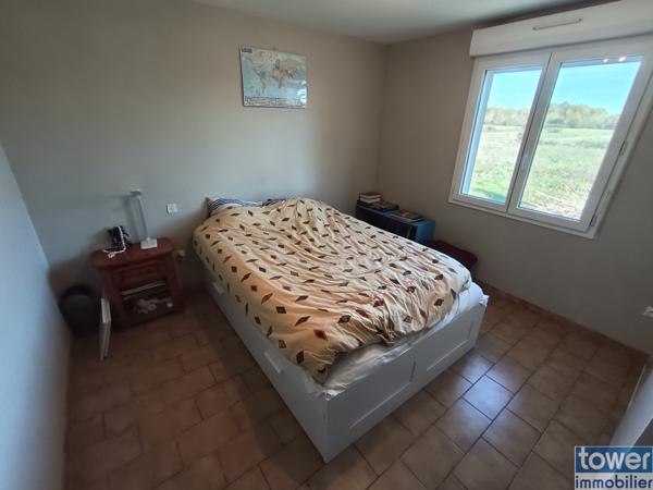 Orgueil - Maison avec lac - 5 chambres - 164 m² - garage 80 m² - hangar 120 m² - hangar 200 m² - terrain 38 00