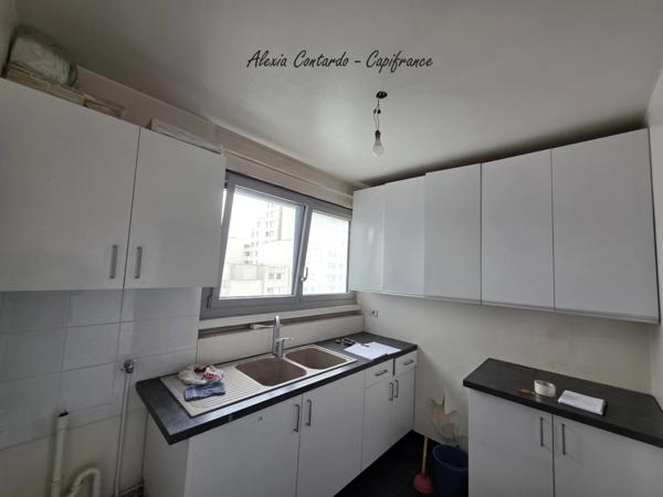 🌟 Rare à la vente : appartement 2 pièces de 43m² avec piscine – Paris 15e quartier Saint-Lambert