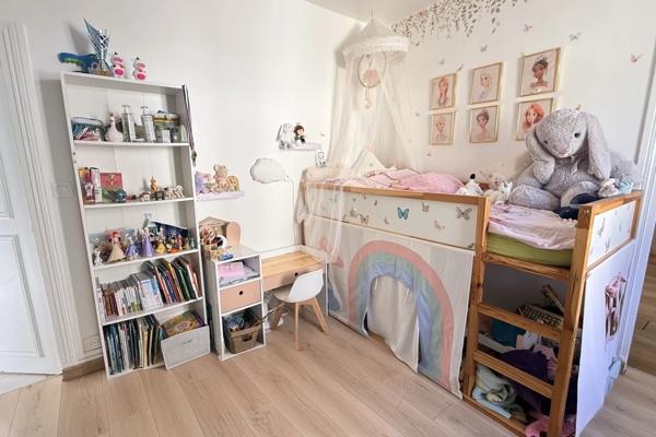 Appartement F2 en hyper-centre de Chaumontel