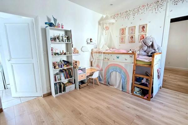 Appartement F2 en hyper-centre de Chaumontel