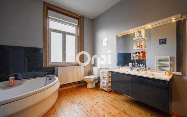 Maison à vendre    5 pièces • 124 m2 Douai