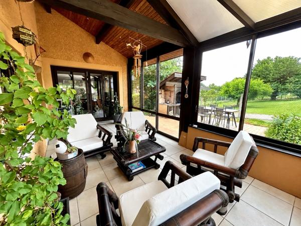 Maison familiale 220 m² - Avec piscine, véranda et grand terrain à Lagnieu