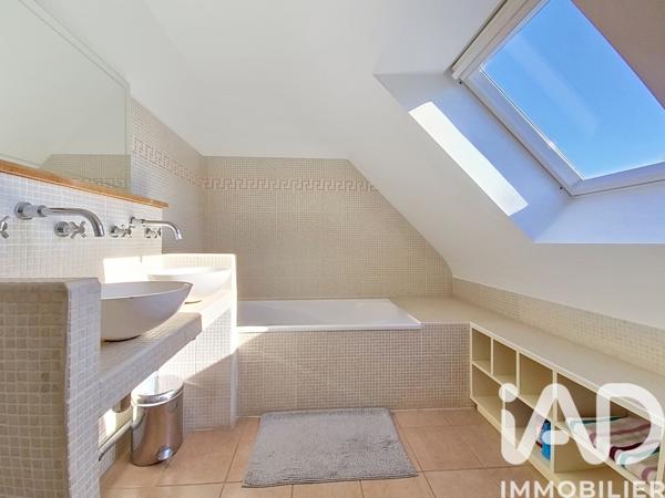 Maison à vendre 8 pièces 160 m² Luynes