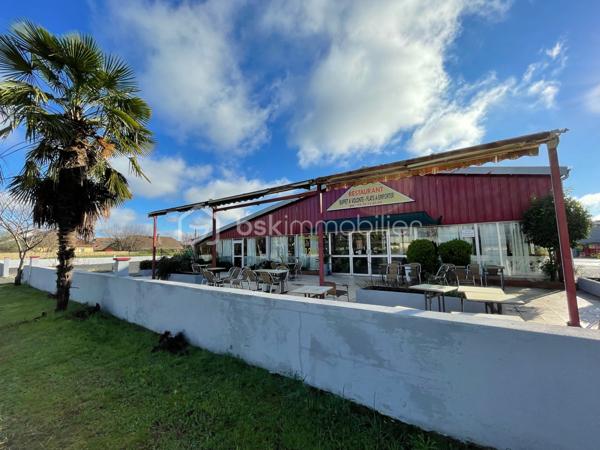 Immeuble commercial de 700 m²